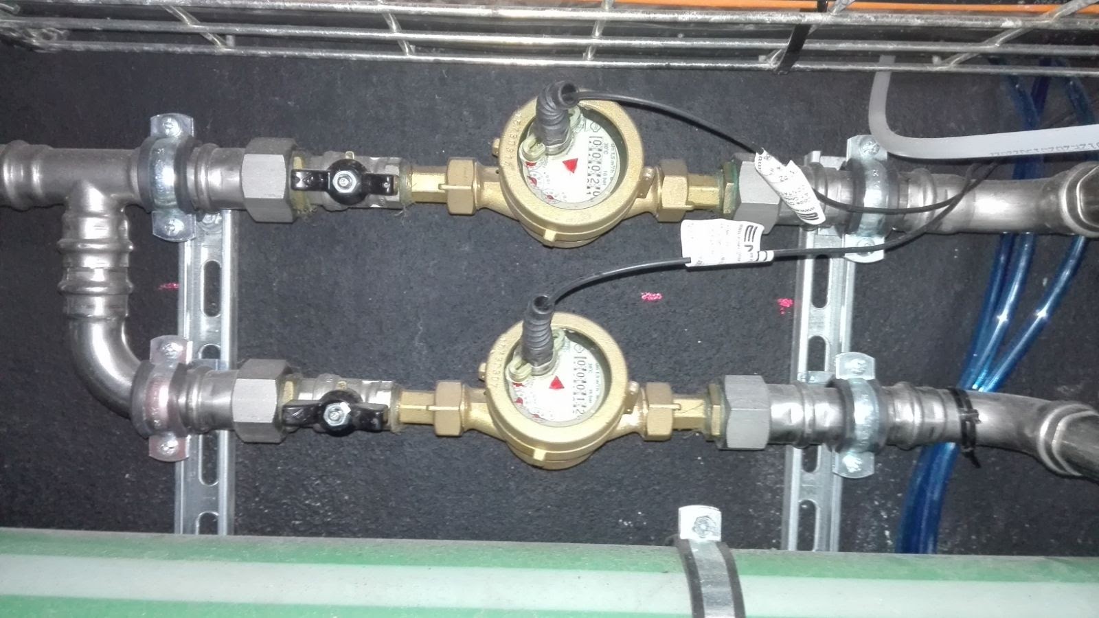 Contadores Agua por Sinal de Impulsos ligação a bomba doseadora